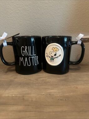 Rae Dunn /Peanuts Snoopy Grill Master Mug